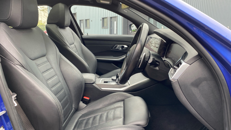 BMW 3 Series 320i M Sport 5dr Step Auto Petrol Estate